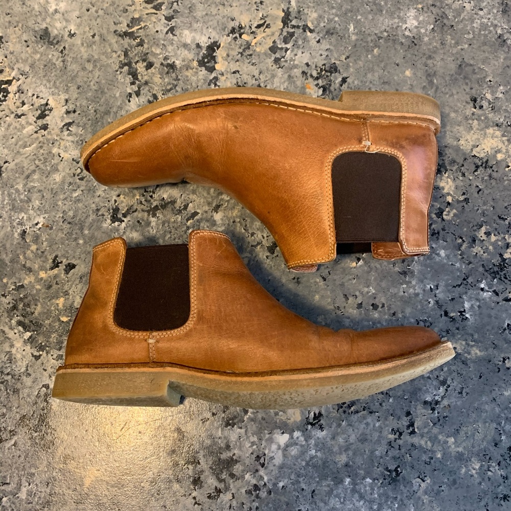 Kenneth Cole Leather ankle boot